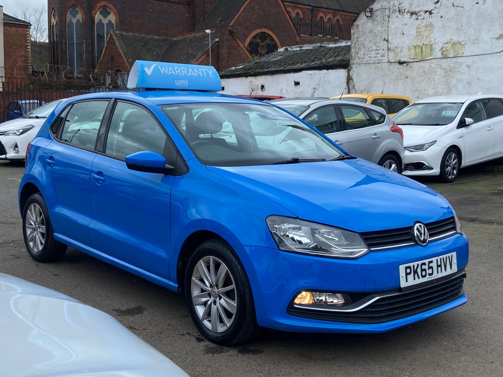 VOLKSWAGEN POLO 2015