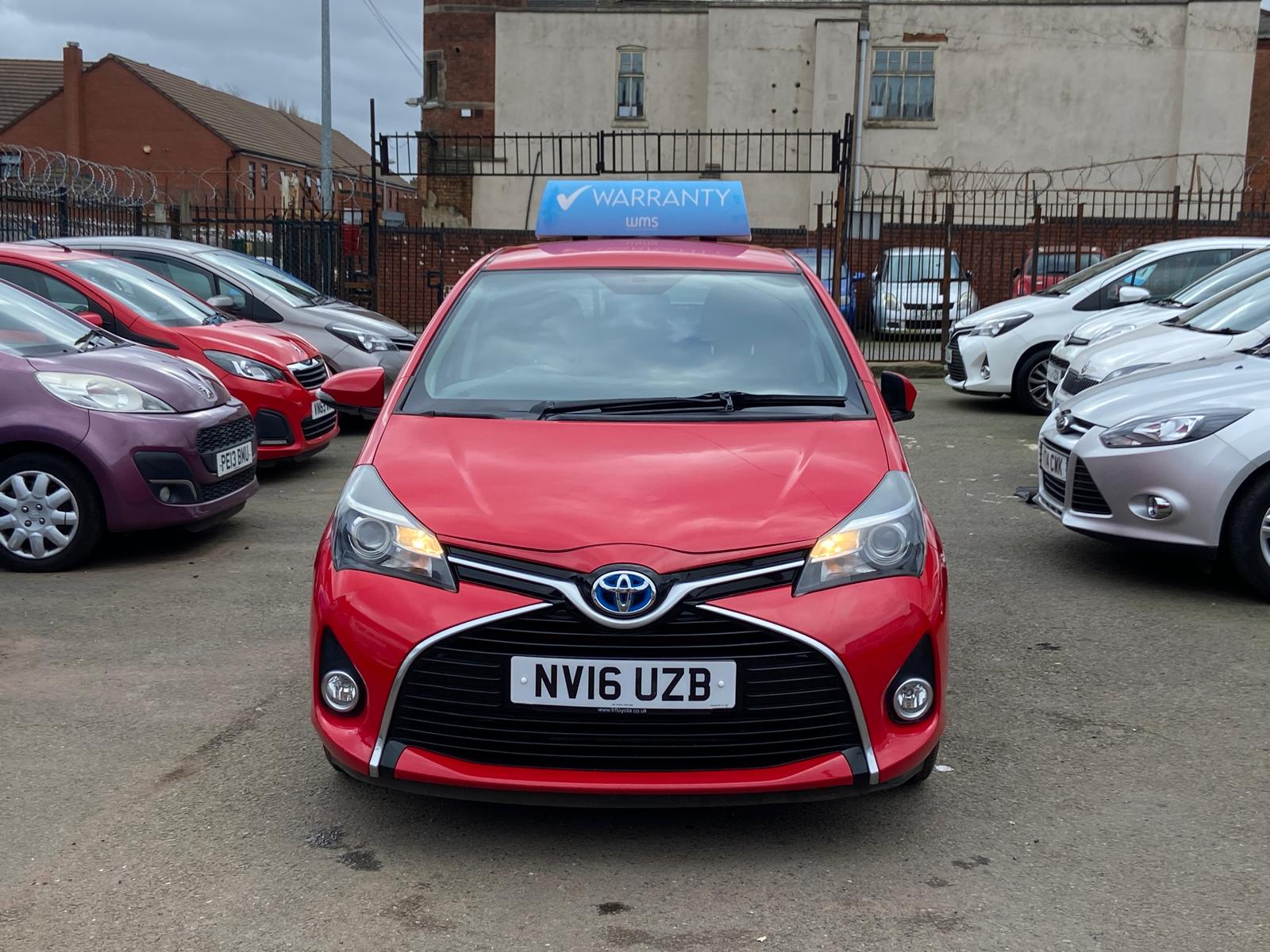 TOYOTA YARIS 2016