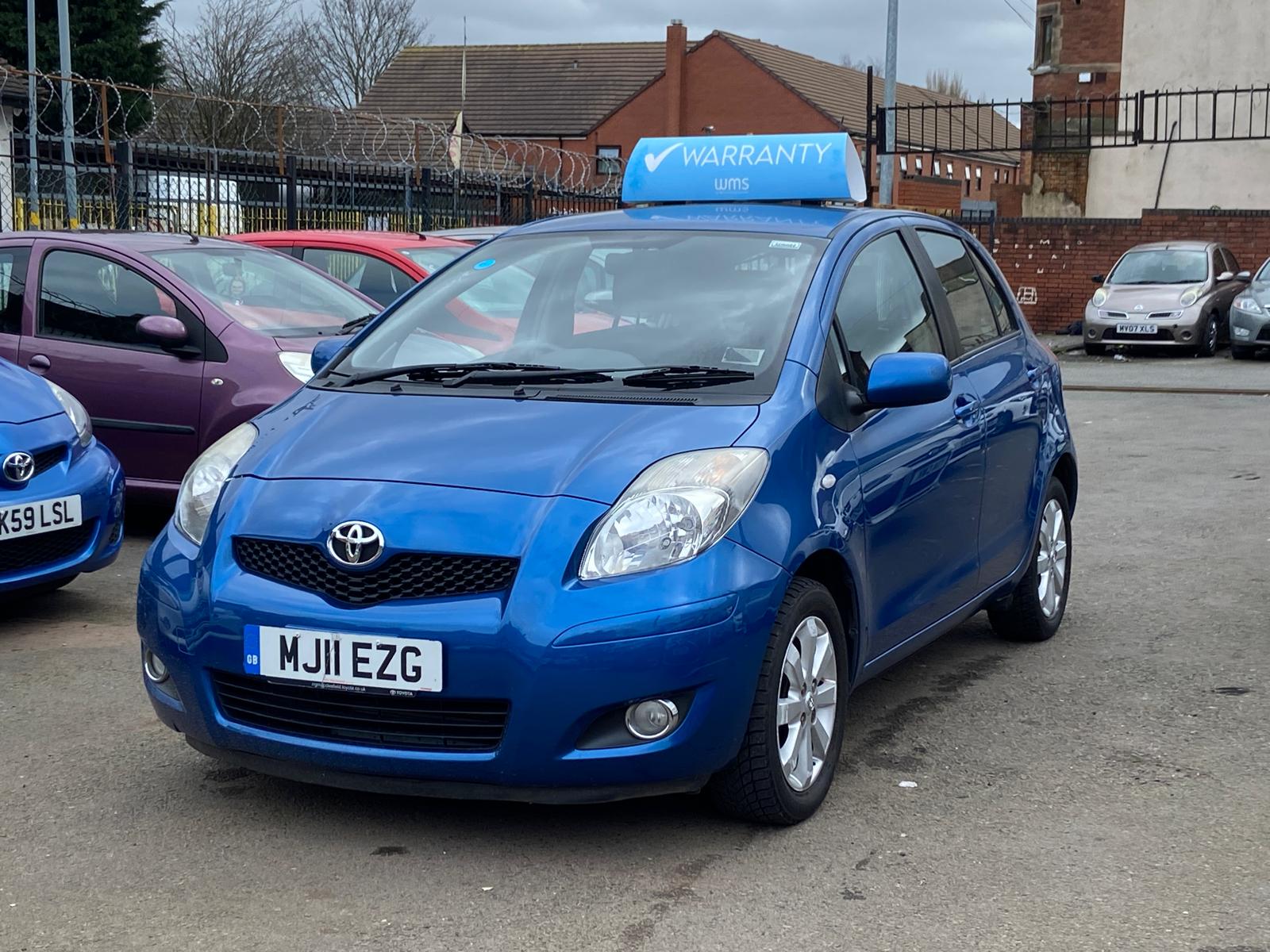 TOYOTA YARIS 2011