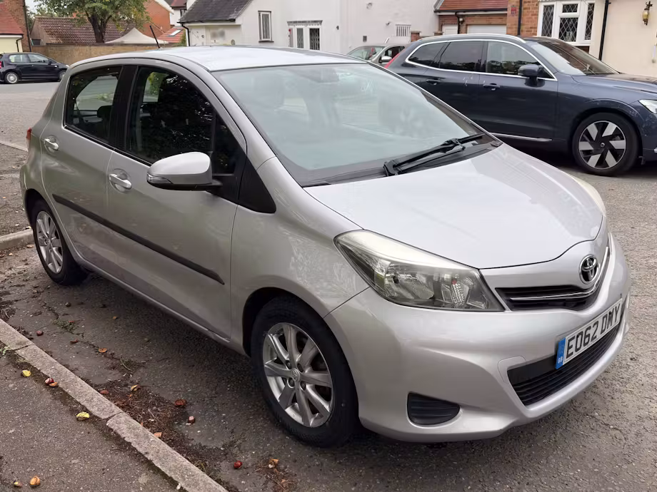 Toyota Yaris 2012