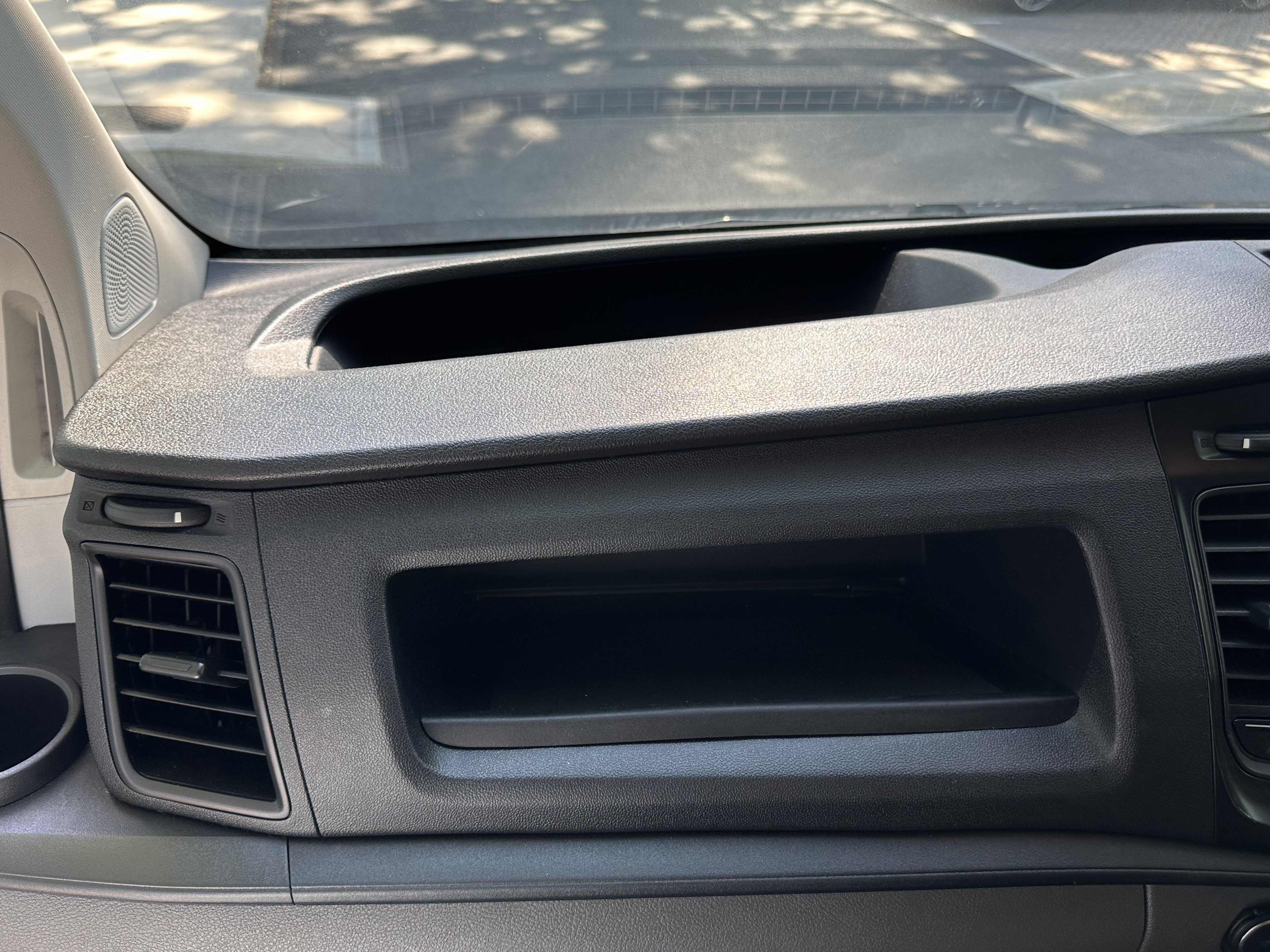 Ford Tourneo Custom 2020 — image 15
