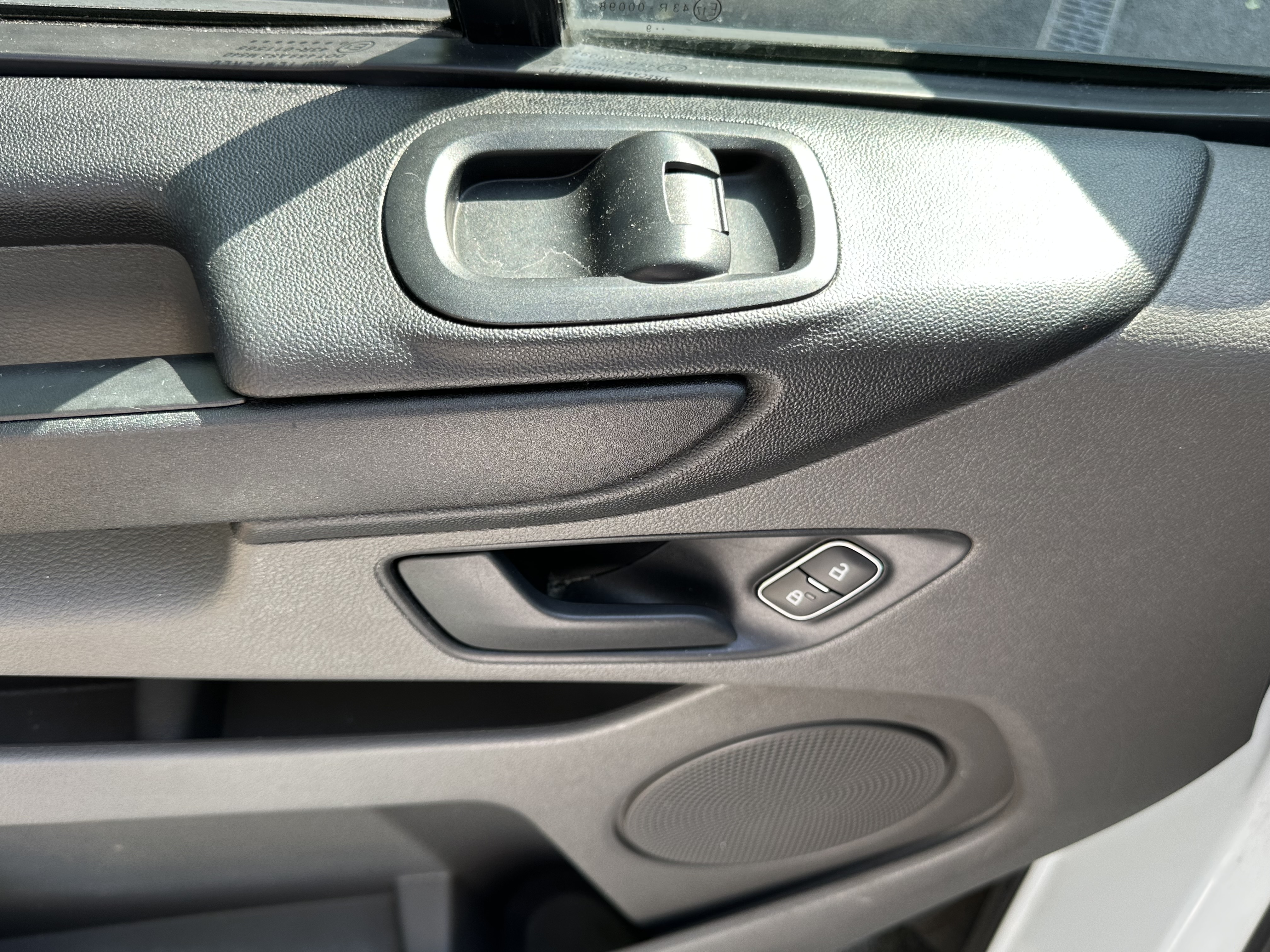 Ford Tourneo Custom 2020 — image 17
