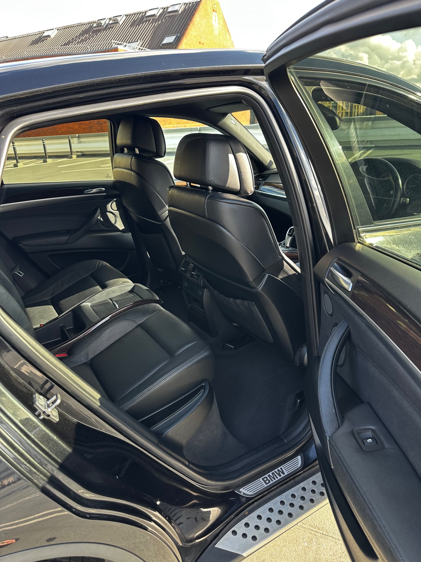 BMW X6 2011 — image 6