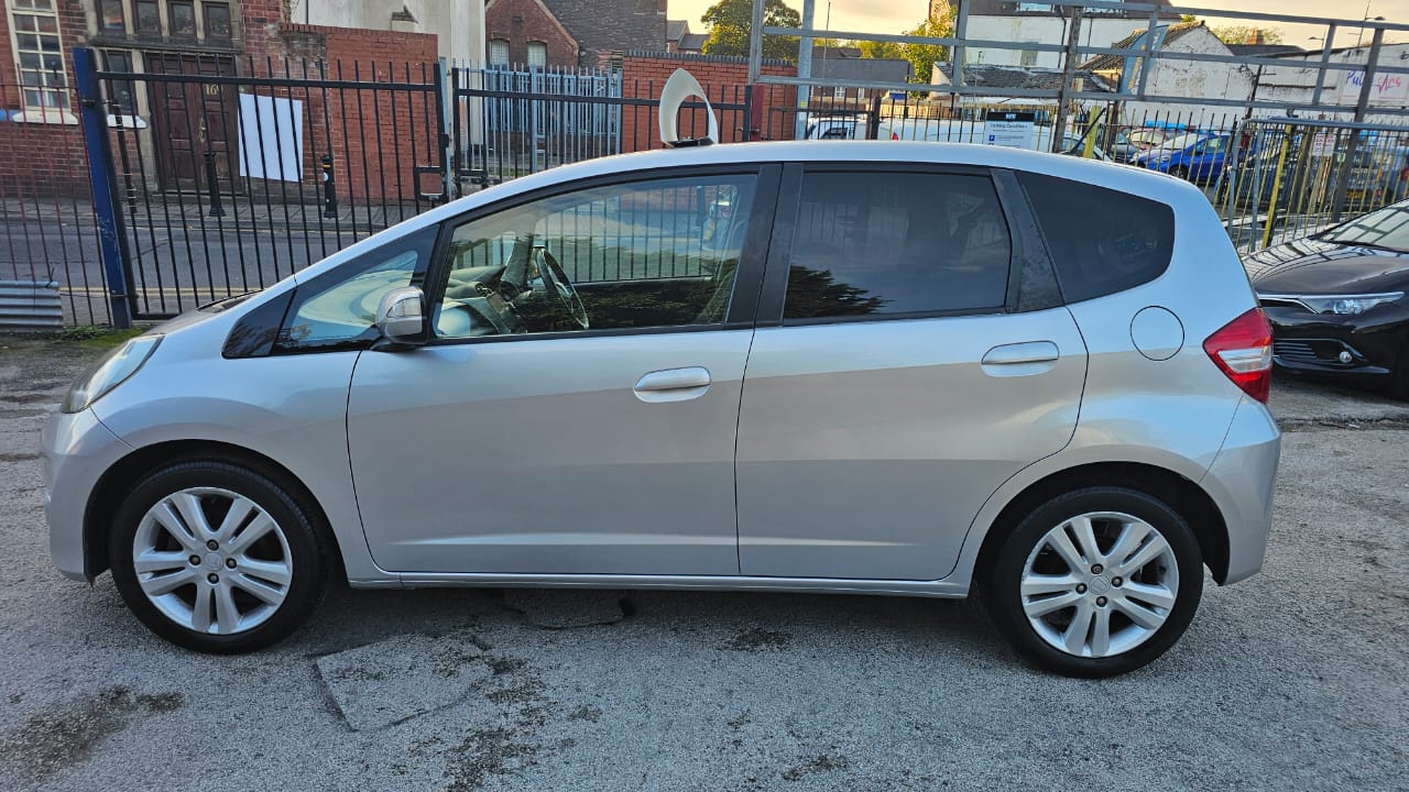 Honda JAZZ 2013 — image 7