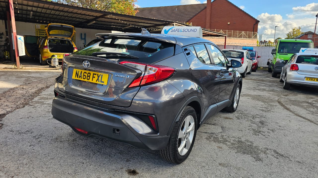 Toyota C-HR 2018 — image 4