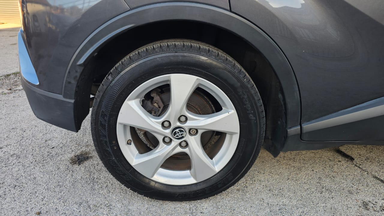 Toyota C-HR 2018 — image 10