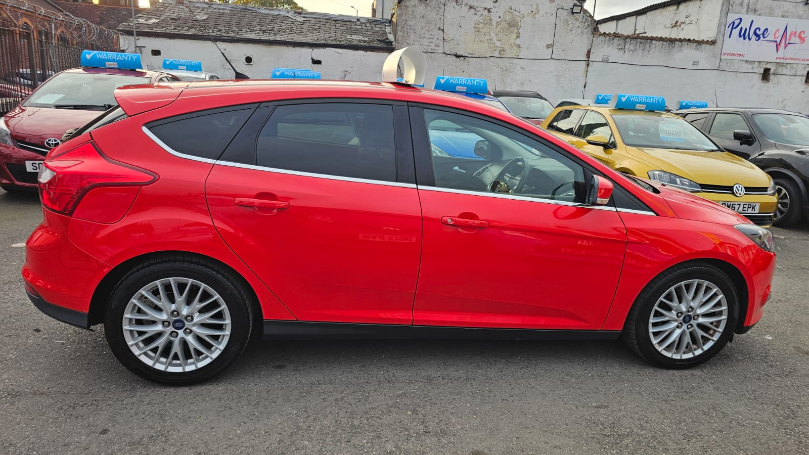 Ford FOCUS 2014 — image 3