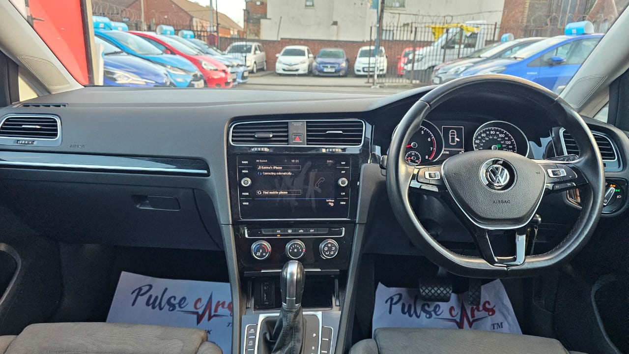 Volkswagen GOLF 2018 — image 22