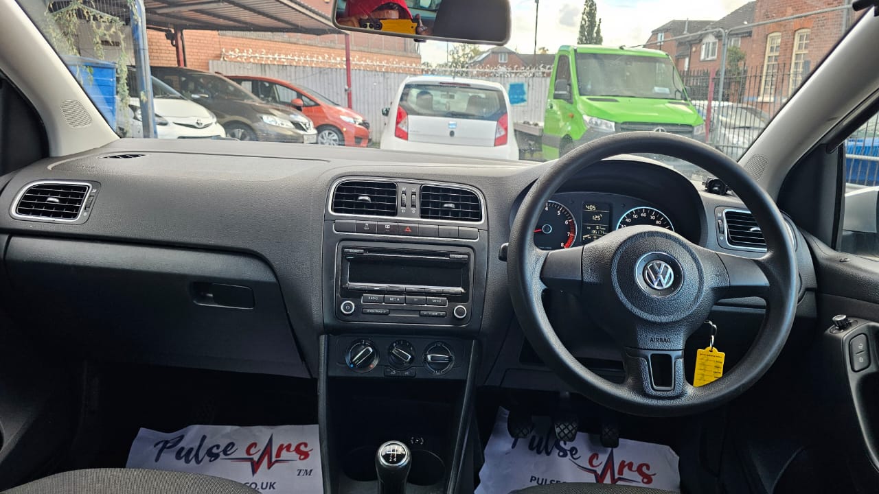 Volkswagen POLO 2012 — image 15