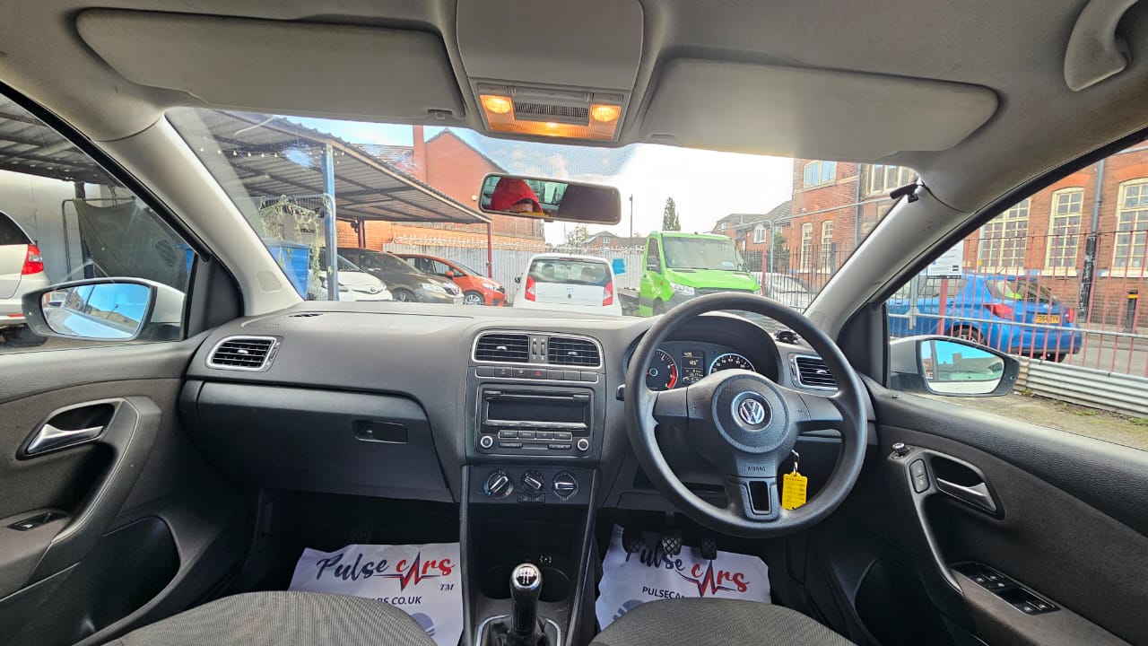 Volkswagen POLO 2012 — image 16