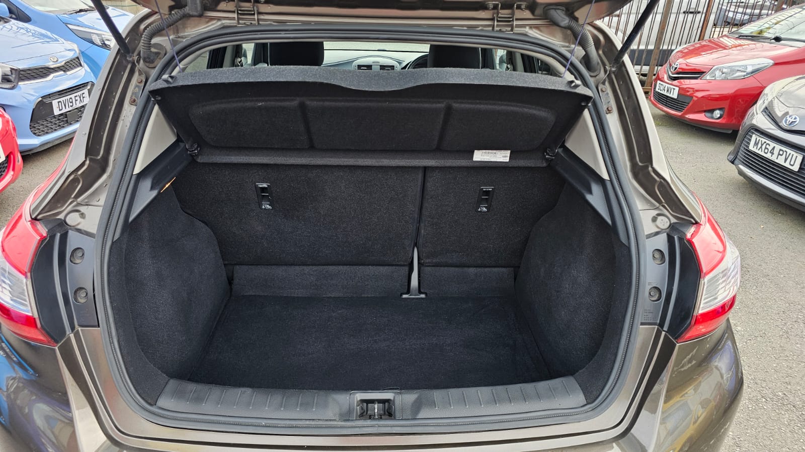 Nissan PULSAR 2015 — image 27