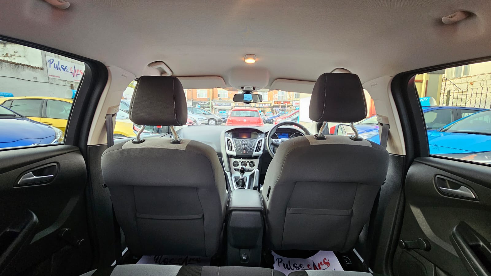 Ford FOCUS 2014 — image 24