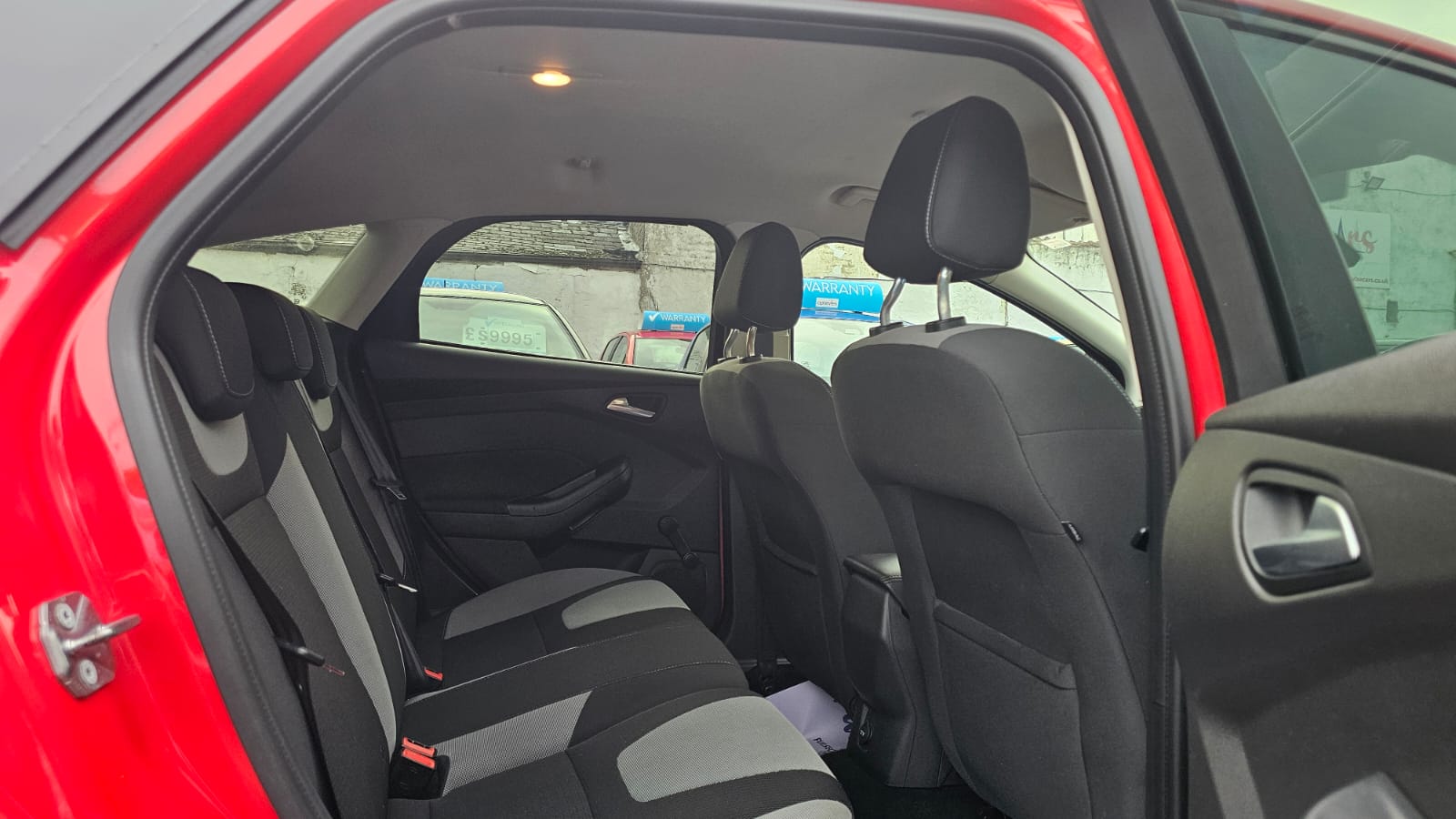 Ford FOCUS 2014 — image 31