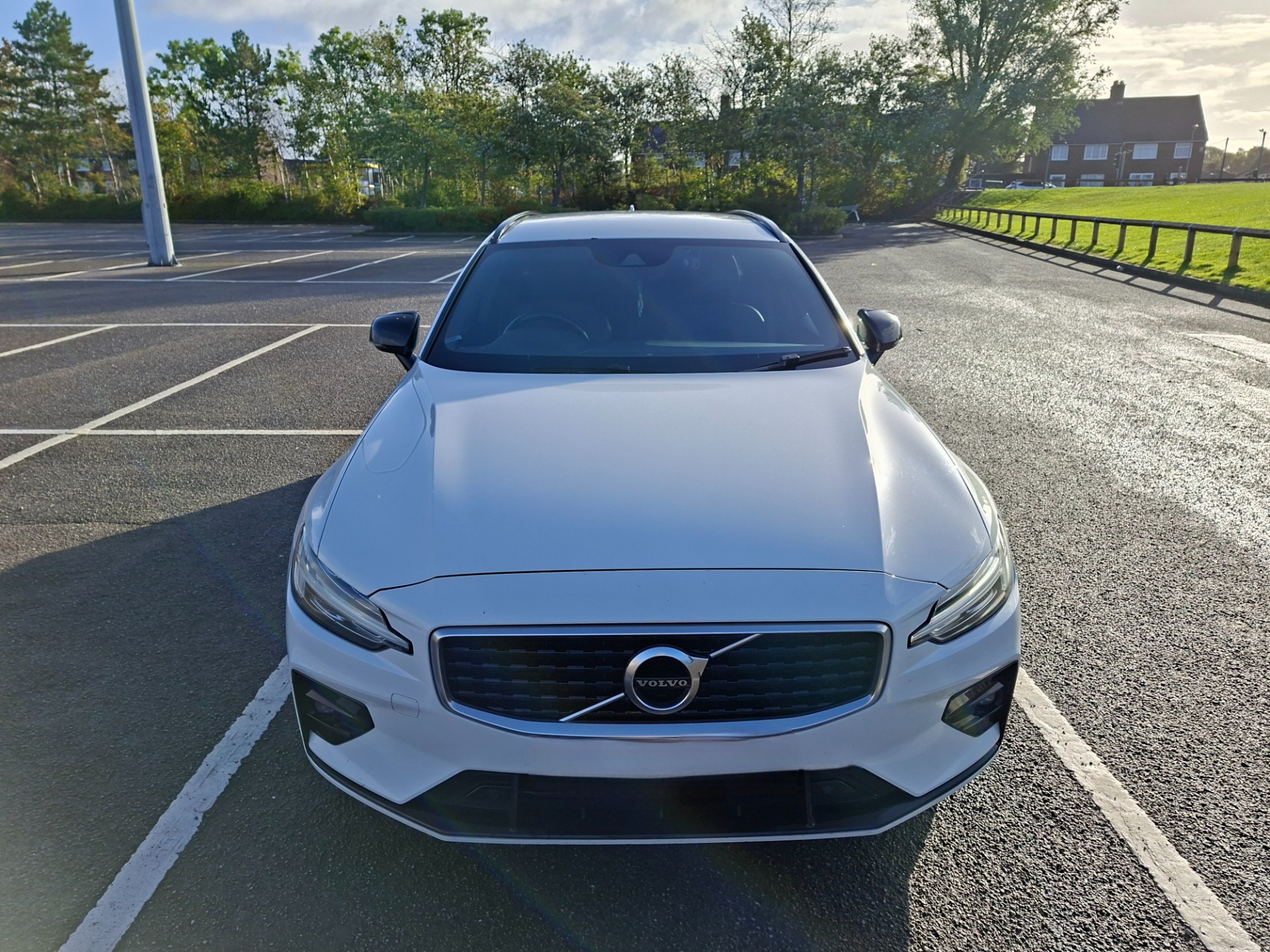 VOLVO V60 R-Design D4 2019
